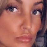 PHOTOS - Aurélie Dotremont change de nouveau de look !