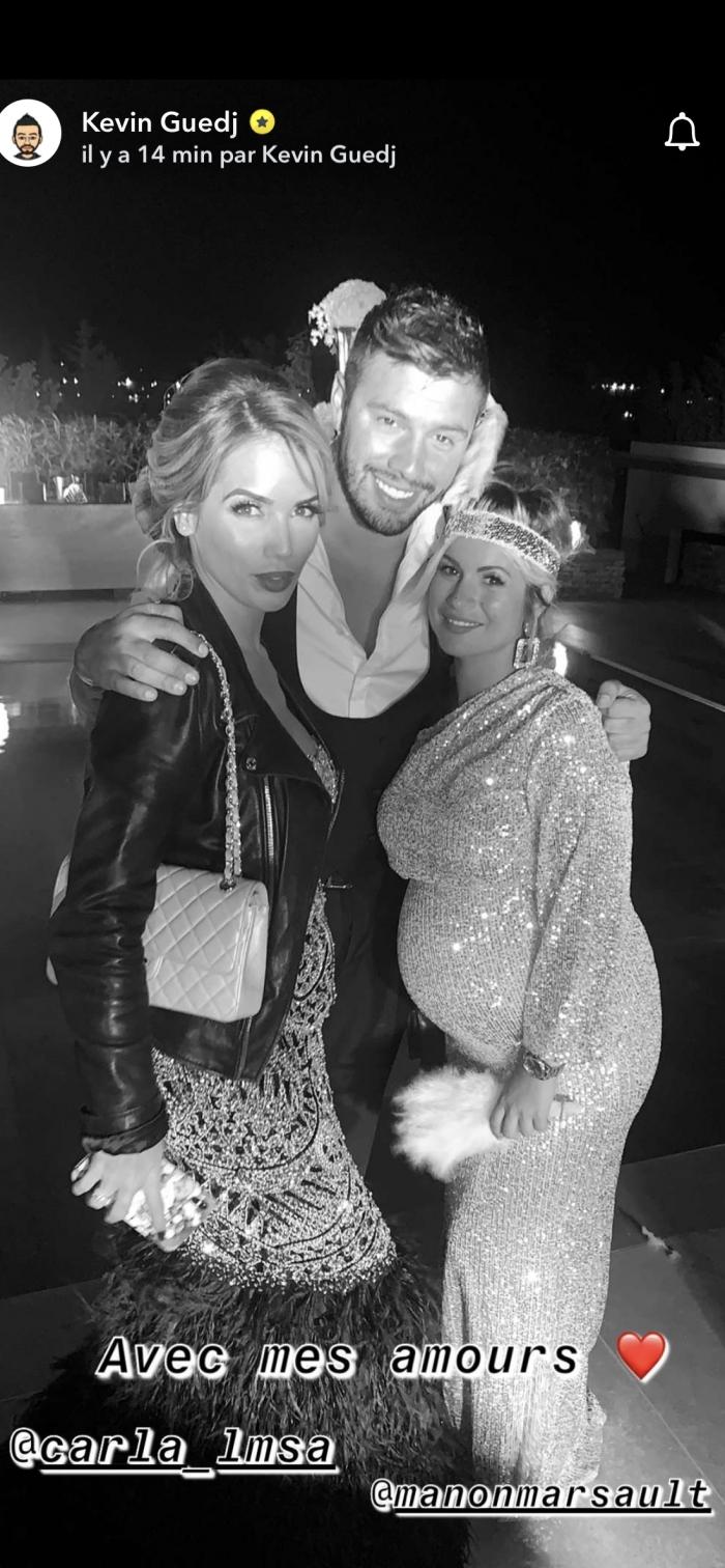 A L Anniversaire De Kevin Guedj Carla Moreau Et Manon Marsault Sont Photographiees Ensemble Gossip A L Anniversaire De Kevin Guedj Carla Moreau Et Manon Marsault Sont Photographiees Ensemble Gossip