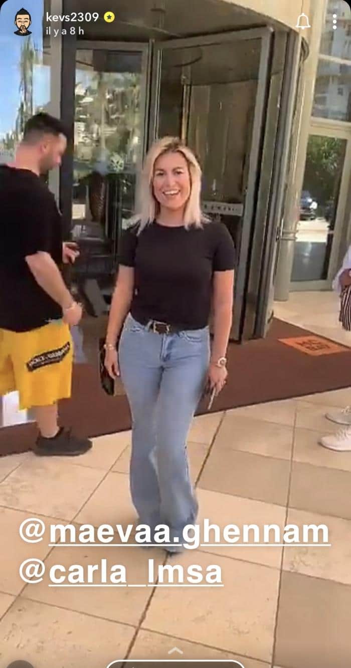 Carla La Villa Des Coeurs Brisés Blonde LMAC : Carla Moreau explique sa dernière chirurgie esthétique - Gossip