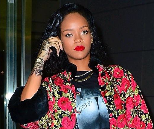 PHOTO – Découvrez le nouveau tatouage de Rihanna au ...